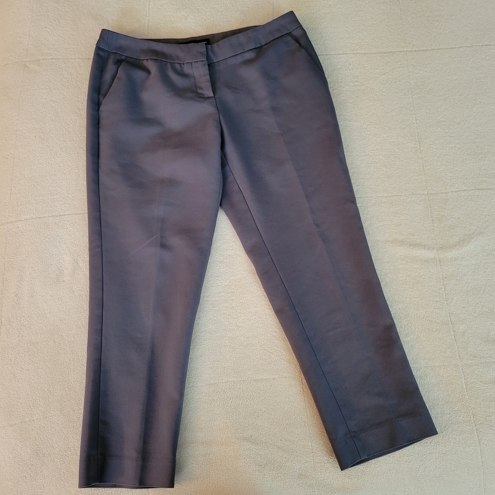 Amanda & Chelsea Gray Capris